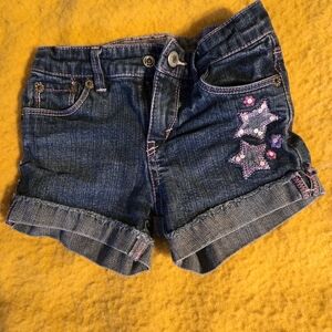 Girls Levi's shorts